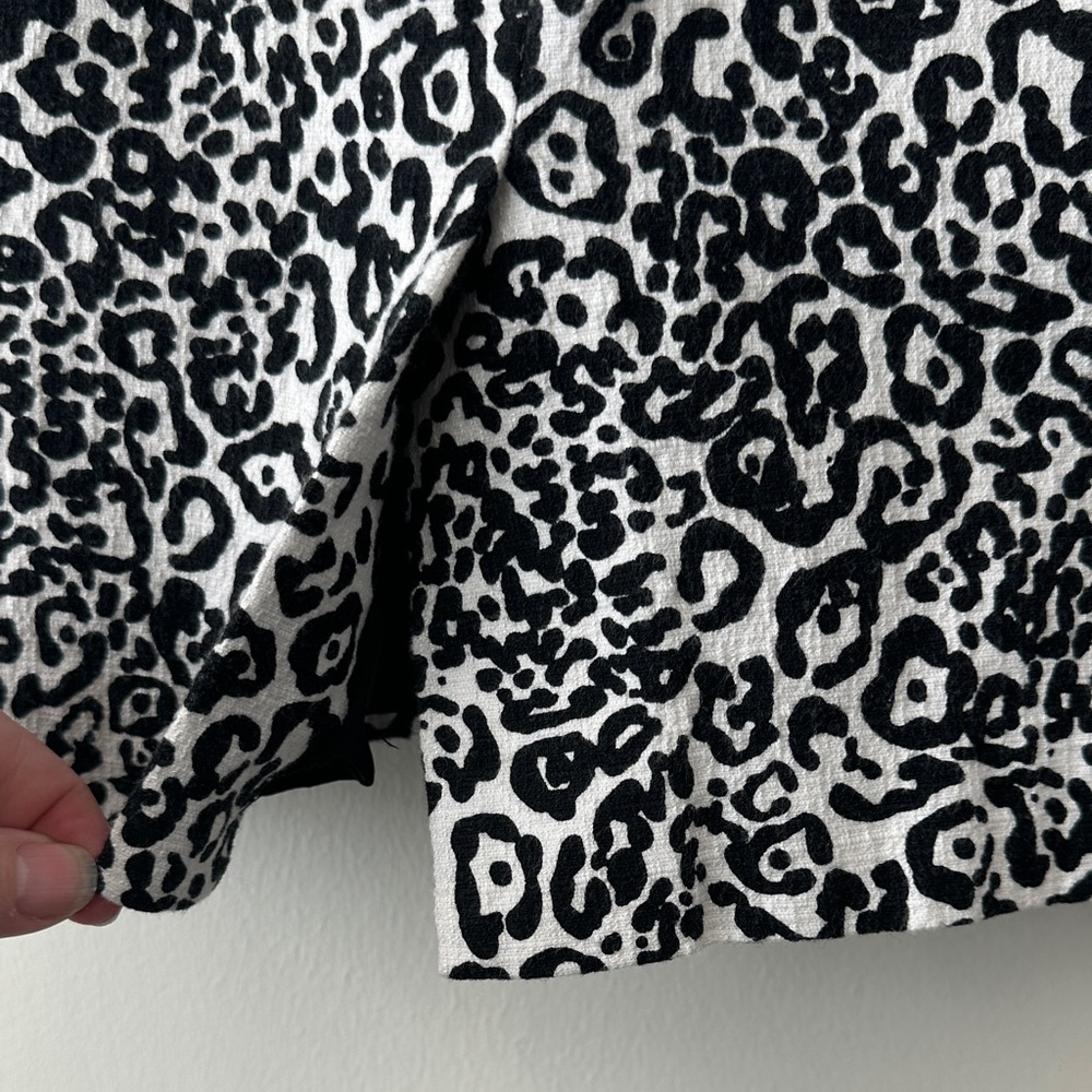 Ann Taylor Black and White Animal Print Pencil Skirt - Picture 5 of 6